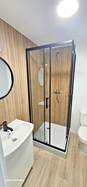 Tiny house / Container abitativo. 9x3 m. Container...