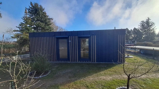 Tiny house / Container abitativo. 9x3 m. Container...