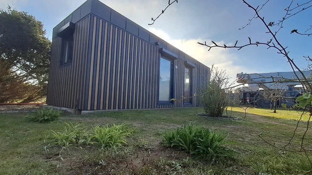 Tiny house / Container abitativo. 9x3 m. Container...